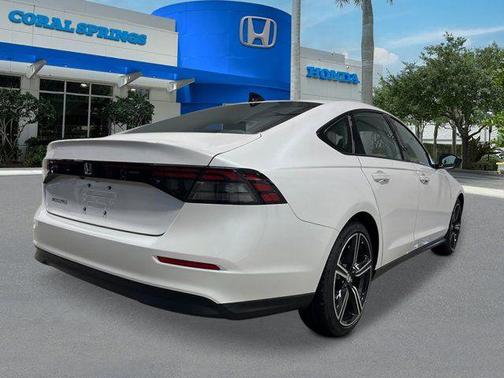 Platinum White Pearl 2026 Honda Accord SE