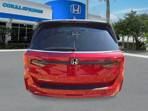 Deep Scarlet Pearl 2026 Honda Odyssey EX-L