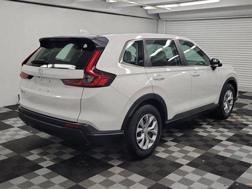 White 2023 Honda CR-V LX