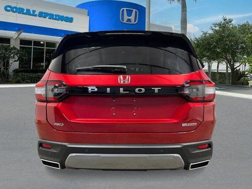 Radiant Red Metallic II 2026 Honda Pilot Touring