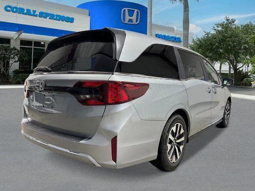Solar Silver Metallic 2026 Honda Odyssey EX-L