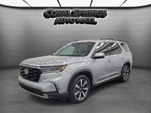 Lunar 2025 Honda Pilot Touring