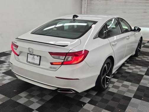 2022 Honda Accord Sport SE