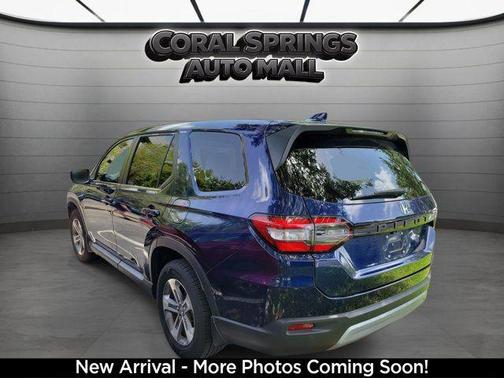 Black 2024 Honda Pilot EX-L