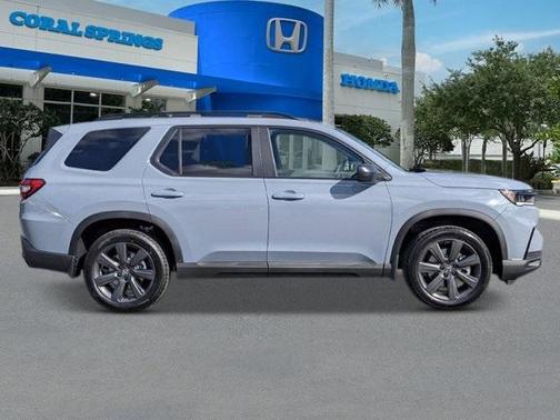 2025 Honda Pilot Sport