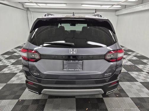 2023 Honda Pilot Elite