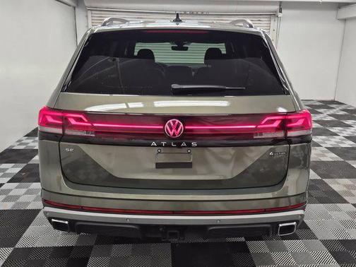 2025 Volkswagen Atlas 2.0T Peak Edition