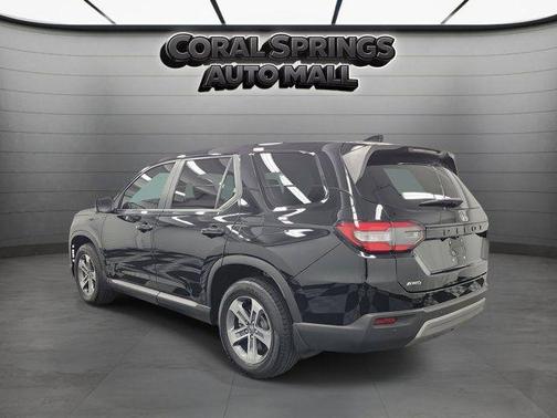 Black 2024 Honda Pilot EX-L 7-Passenger