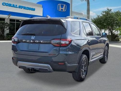 2026 Honda Pilot TrailSport