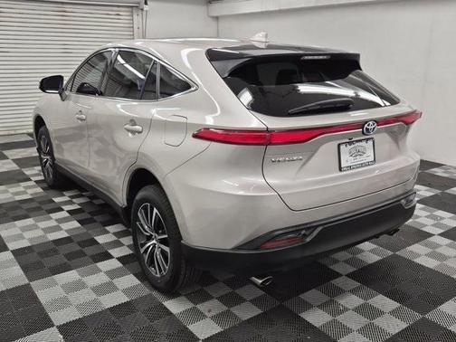 2023 Toyota Venza LE