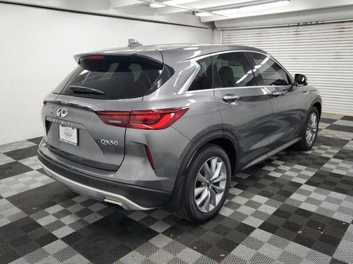 2022 INFINITI QX50 Pure
