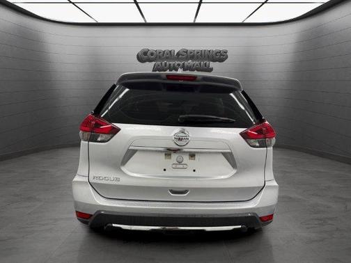 Brilliant Silver Metallic 2020 Nissan Rogue S