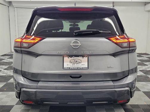 2025 Nissan Rogue SL