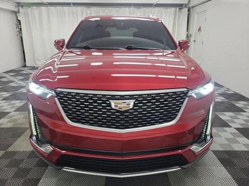2024 Cadillac XT6 Luxury FWD