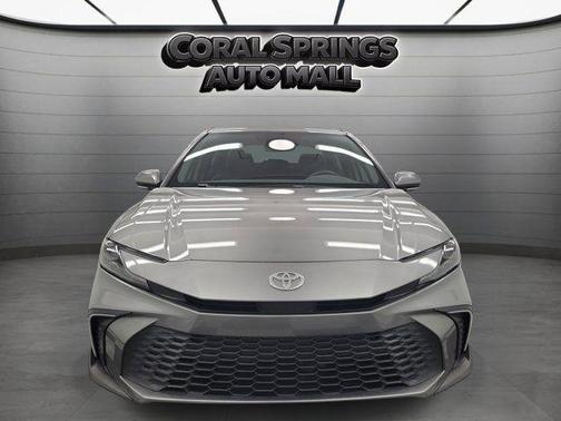Metal 2025 Toyota Camry SE