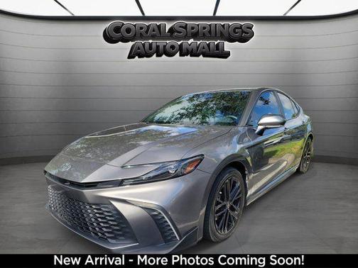 Metal 2025 Toyota Camry SE