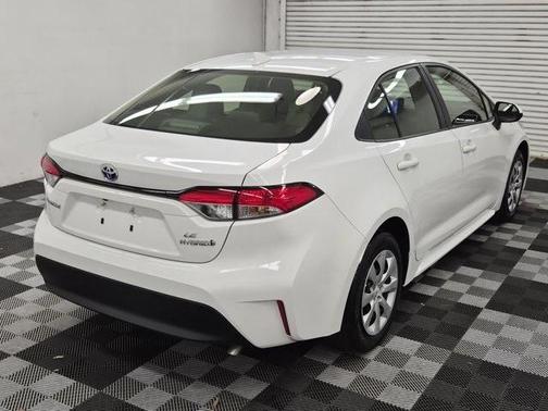 2024 Toyota Corolla Hybrid LE
