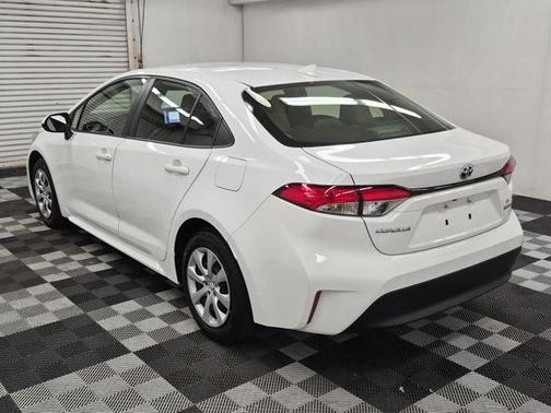 2024 Toyota Corolla Hybrid LE