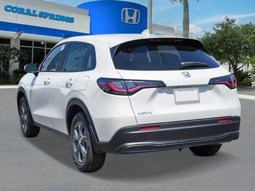 Platinum White Pearl 2026 Honda HR-V LX