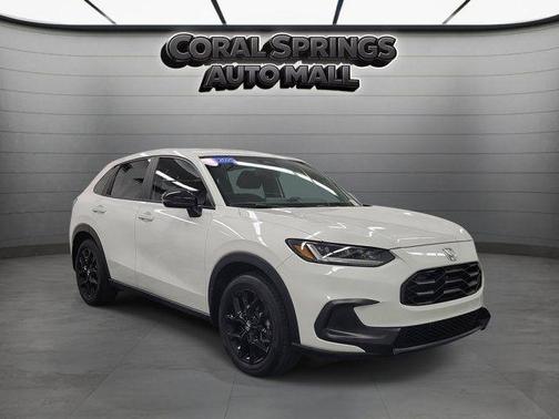 White 2025 Honda HR-V Sport