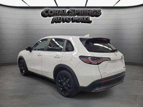 White 2025 Honda HR-V Sport