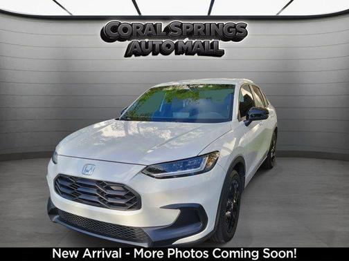 White 2025 Honda HR-V Sport