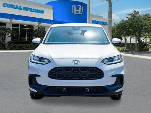 Platinum White Pearl 2027 Honda HR-V LX