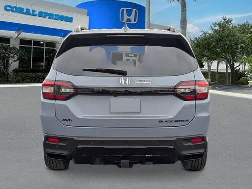 Sonic Gray Pearl 2026 Honda Pilot Black Edition