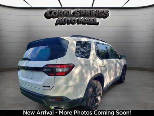 White 2025 Honda Pilot Sport