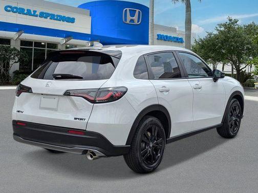 Platinum White Pearl 2027 Honda HR-V Sport