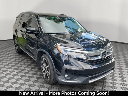 2022 Honda Pilot Touring 7-Passenger