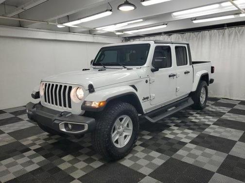 2023 Jeep Gladiator Sport