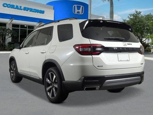 2025 Honda Pilot Touring