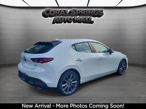 Snowflake White Pearl 2020 Mazda Mazda3 FWD w/Preferred Package