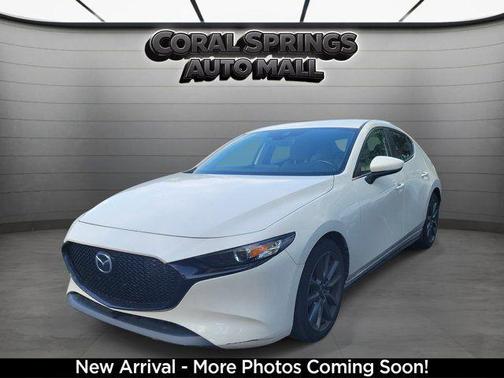 Snowflake White Pearl 2020 Mazda Mazda3 FWD w/Preferred Package