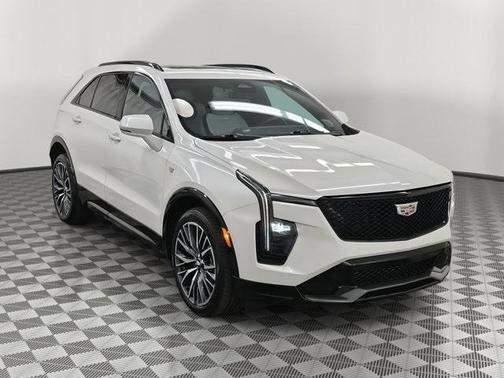 2024 Cadillac XT4 Sport
