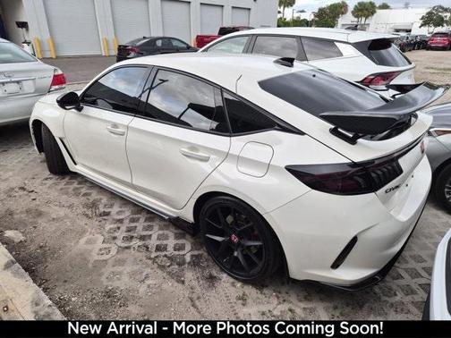 2025 Honda Civic Type R Base