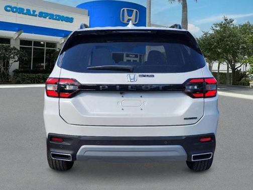 2025 Honda Pilot Touring
