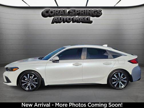 White 2024 Honda Civic EX-L