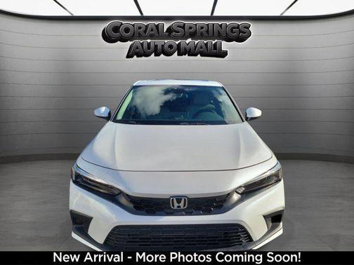 White 2024 Honda Civic EX-L