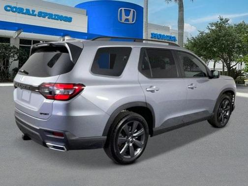 2025 Honda Pilot Sport