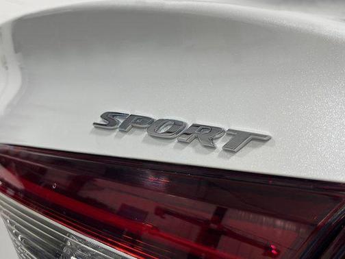 Platinum White Pearl 2026 Honda Civic Sport