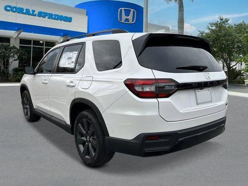 Platinum White Pearl 2026 Honda Pilot Sport