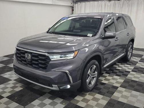2023 Honda Pilot EX-L 8-Passenger