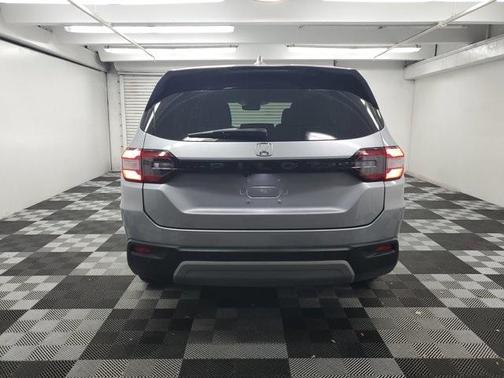 2023 Honda Pilot EX-L 8-Passenger