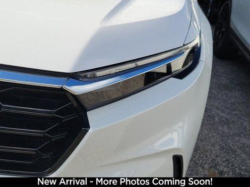 White 2025 Honda CR-V EX