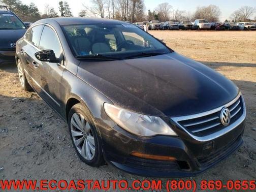Photo 3 of 10 of 2011 Volkswagen CC Sport