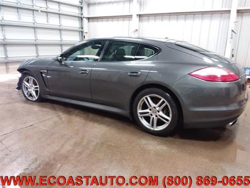 2013 Porsche Panamera 4