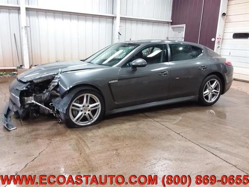 2013 Porsche Panamera 4