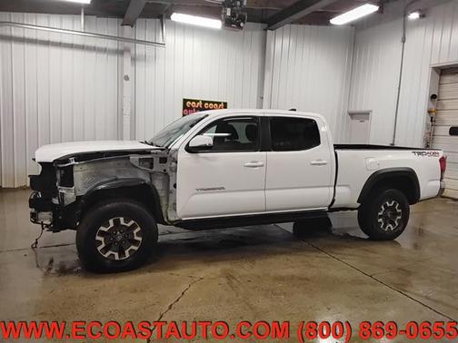 2017 Toyota Tacoma SR5